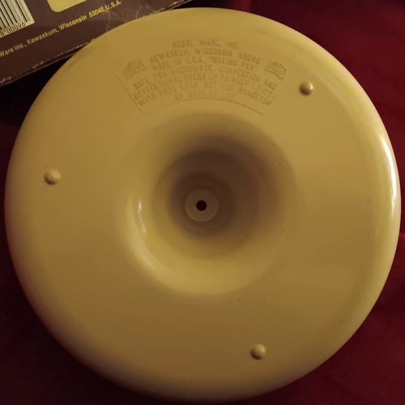 Vintage Regal Imperial Microwave Cookware Bundt Shaped 10-cup Baking Pan - Picture 2 of 9